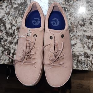 Birkenstock pink sneakers 39 nwt
